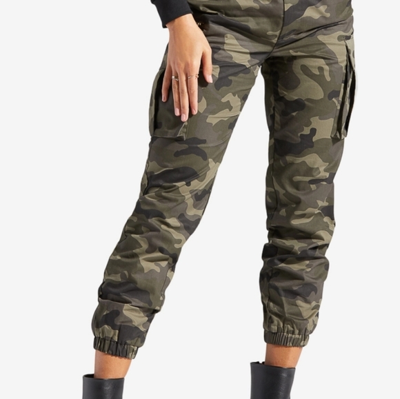 Brand New W/Tags Camo Jogger - Picture 4 of 5